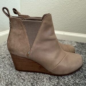 Tom’s Kelsey Wedge Booties